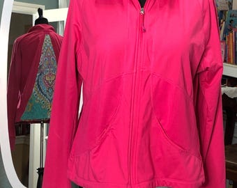 Upcycled zip front pink jacket: long sleeve, light weight, blue print quilted back, plus size