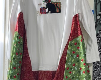 Upcycled Christmas Tunic: XL White Tee with Gift Box Cat Applique