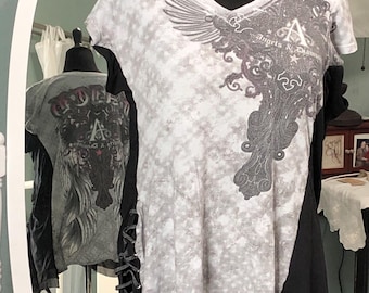 Womens upcycled graphic tee shirt tunic gray black short sleeves angel wings size XL light weight pop over top upcycled laced up tie side