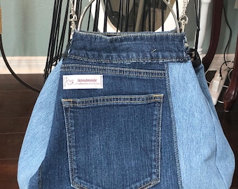 Women’s kiss lock metal frame purse: shoulder bag, silver color chain, silver handle, upcycled denim fabric, cow print cotton, handmade