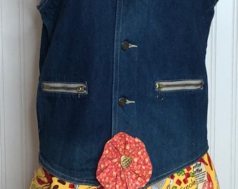 Womens M denim Rodeo vest Red yellow crawfish cotton hanky hem upcycled napkin trim hanky hem