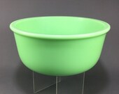 Vintage Jadeite Fire King Star-Rite Magic Maid Model-B Mixing Bowl