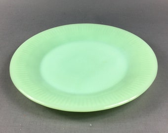 Vintage 7 5/8” Jadeite Fire King Green Oven Glass Salad Plate