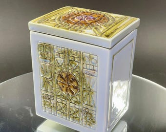 Alumina Faience Box - Tenera Series by Kari Christensen & Nils Thorsson 1959