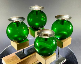 Pair of Green Ljusbollar / Lightballs by Gunnar Ander for Lindshammer Glasbruk Sweden