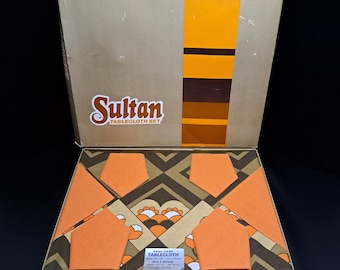 Vintage Retro 1970's Sultan Tulip Tablecloth Set – New In Original Box