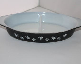 Vintage Crown Pyrex Black And White Snowflake Split Casserole Dish