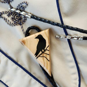 Bolo Tie Crow Triangle