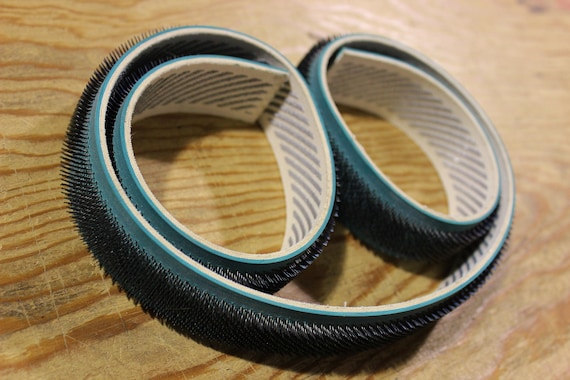 Rug Hooking EH4 gripper strip, FACTORY SECOND, for linen and monk's cloth use.