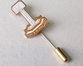 Vintage Dawson Creek Alaska Highway Mile Zero Enamel Stick Pin