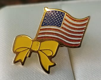 Patriotic Support the Troops American Flag Vintage Enamel Metal Pin. USA.