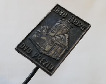Volunteer Firefighter Society (Dobrovoljno Vatrogasno Društvo) Yugoslavia/Croatia 1976 Anniversary Stick/Lapel Pin