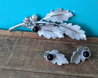 Vintage Brooch and Clip on Earrings Set, Silver Tone Leaf and Acorn Motif, Signed Avon