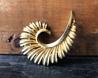 Signed Coro Etched Feather Brooch