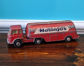 Corgi Toys -  1140 Bedford TK Tanker England