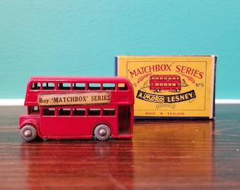Matchbox Series #5A. London Bus. 1954-1956. Moko Lesney England.