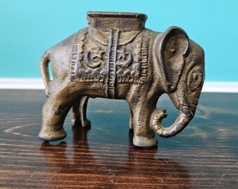 1920s Cast Iron Elephant Coin Bank, 3" tall
