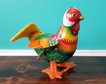 Vintage Tin Wind-up Rooster Toy. Japan.