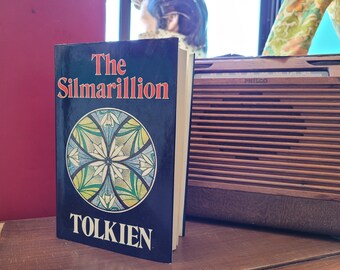 J.R.R. Tolkien - The Silmarillion - First UK Edition 1977 - William Clowes