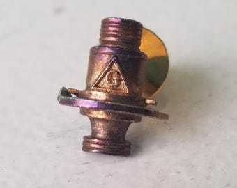 Masonic "Tubal Cain" Plumb Bob Vintage Metal Lapel Pin