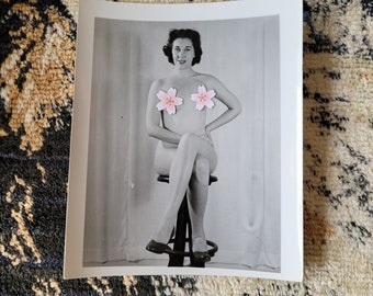 WWII Era Original Vintage Pin Up Photo