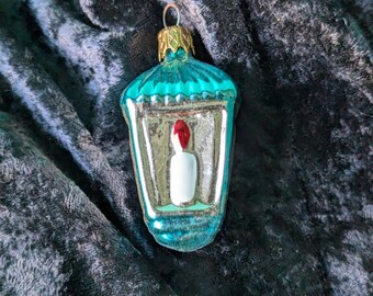 Vintage Candle Lantern Christmas Ornament, Retro European Style Ornament Made in Columbia, 2 3/4" x 1 1/4" x 1 1/4"