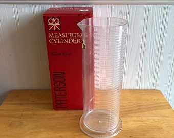 Vintage 1200ml Measuring Cylinder