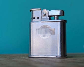Vintage Ronson Whirlwind Pocket Lighter 1 3/4" x 2 1/8" x 5/8"