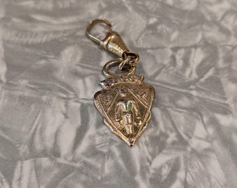 Vintage 1960s GUCCI Gold Tone Knight Shield Zipper Pull Charm 2" x 3/4"