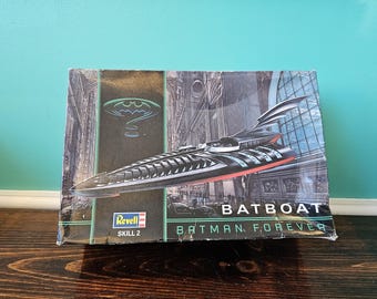 Revell Batboat Model Set 6722. 1995 Batman Forever. USA.