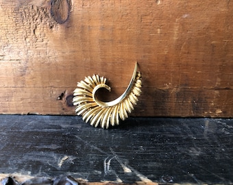 Signed Coro Etched Feather Brooch