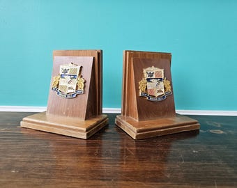 Vintage Pair Niagara Falls Bookends