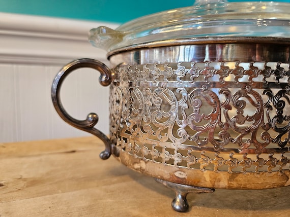 Vintage Pyrex Casserole Dish and Silver Plated Metal Stand USA