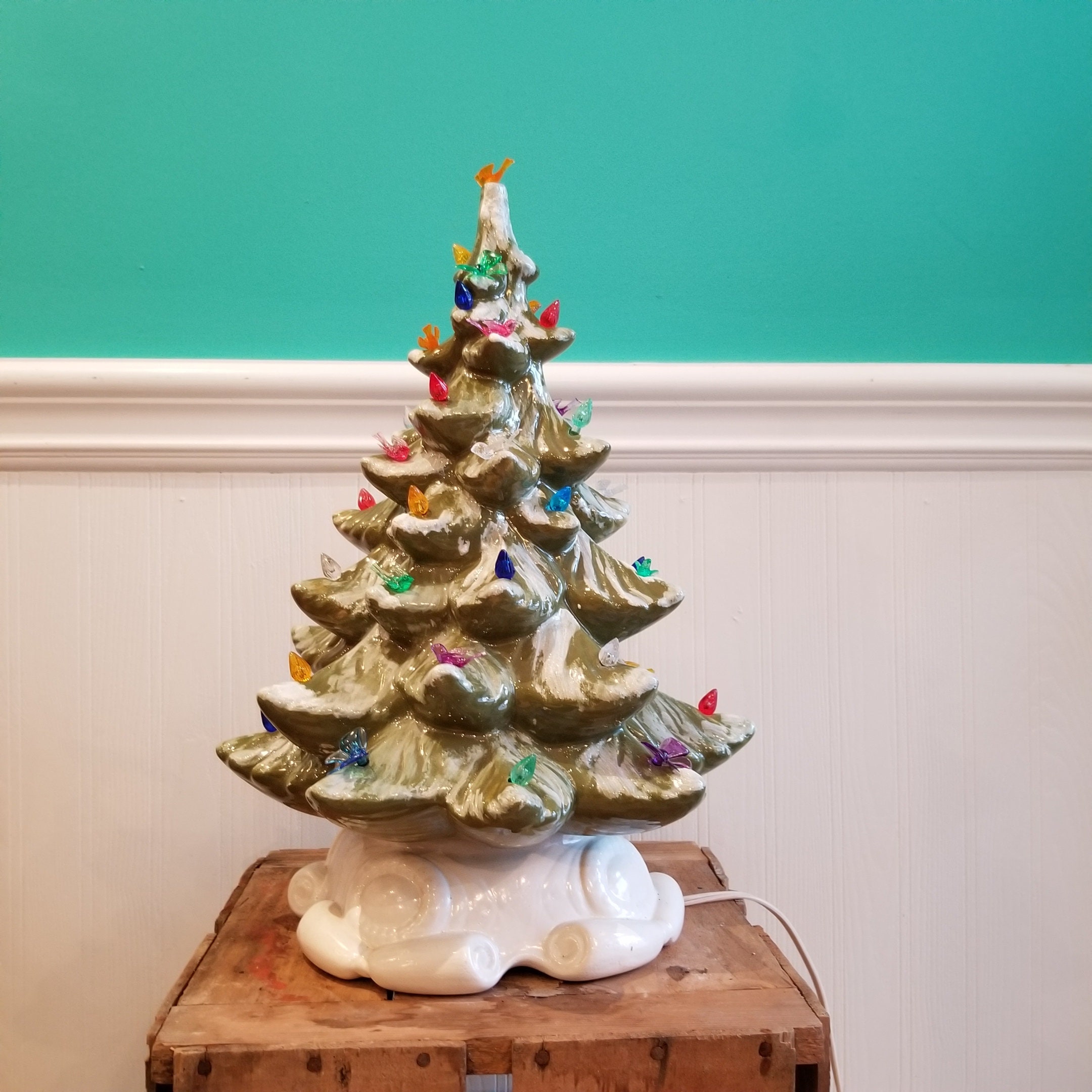 Ceramic Christmas Tree - Atlantic Mold - 17 Inch Tall