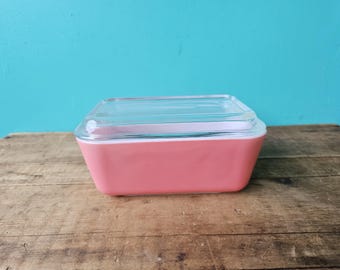Pyrex Rectangular Pink Fridgie Fridge Dish 502c - Like New