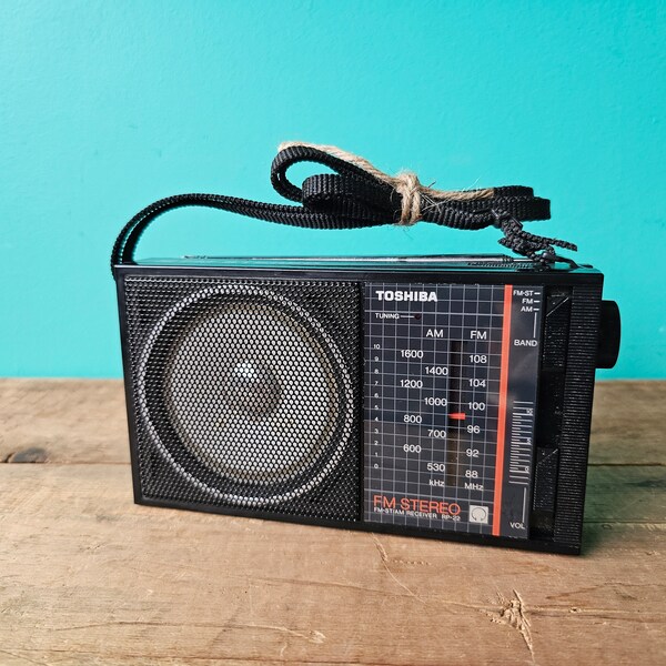 Vintage Toshiba RP-22 AM/FM Radio Fully Tested
