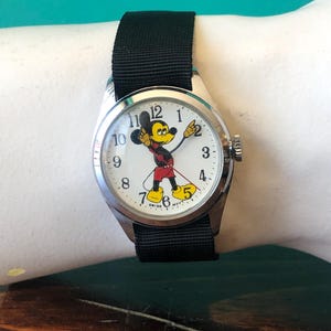 その他 Mickey Mouse Wrist Watch 1970s 1970s Mickey Watch - Etsy Canada