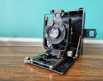 Voigtlander Ikon Avus Folding Bellows 9 x 12 cm Camera With Viewer, Sheet Film, 120 Roll Film, and Glass Plate Backs
