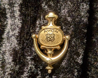 Rare Vintage Avon Gold Tone Door Knocker Pin