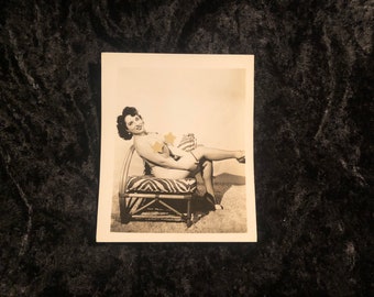 WWII Era Original Vintage Pin Up Photo