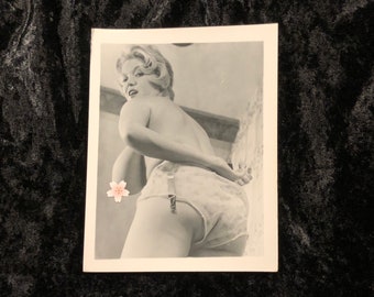 Pin Up Photos