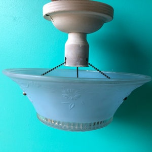 Lampadario antico in vetro blu e trasparente