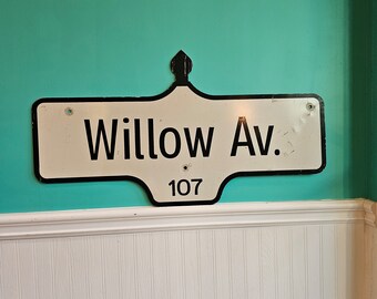 Willow Avenue Decommissioned Toronto Street Sign