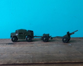 Dinky Toys 697, 25 Pounder Field Gun Set, Produced 1958 - 1971, Made in England