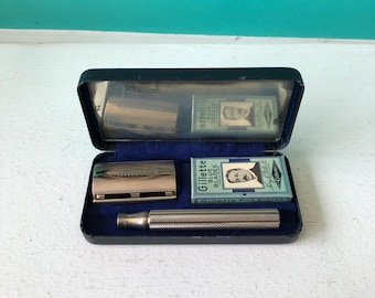 Mid Century Gillette Travel Safety Razor
