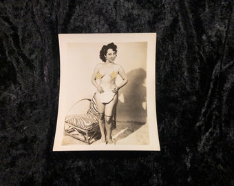 WWII Era Original Vintage Pin Up Photo