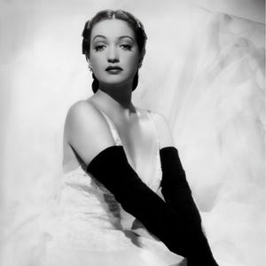 Dorothy Lamour glamour photo c. 1940&#39;s, black and white, multiple sizes - old Hollywood glam, vintage actress, print/poster [1860]