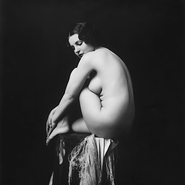 Ziegfeld Follies showgirl - model unknown - black & white, multiple sizes - classic nude photo, sexy, risqué nude woman art  [1673]