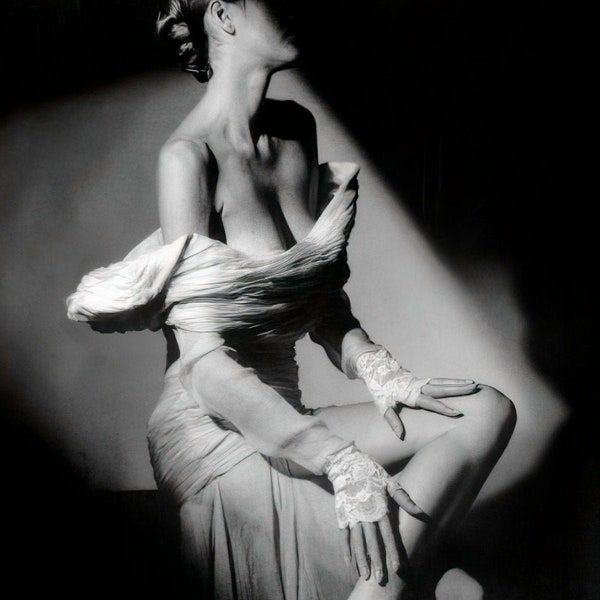 Lady in Dishabille - circa 1940's - black & white, multiple sizes: sensual, vintage fashion, classic glamour, elegant, suggestive [730-1112]