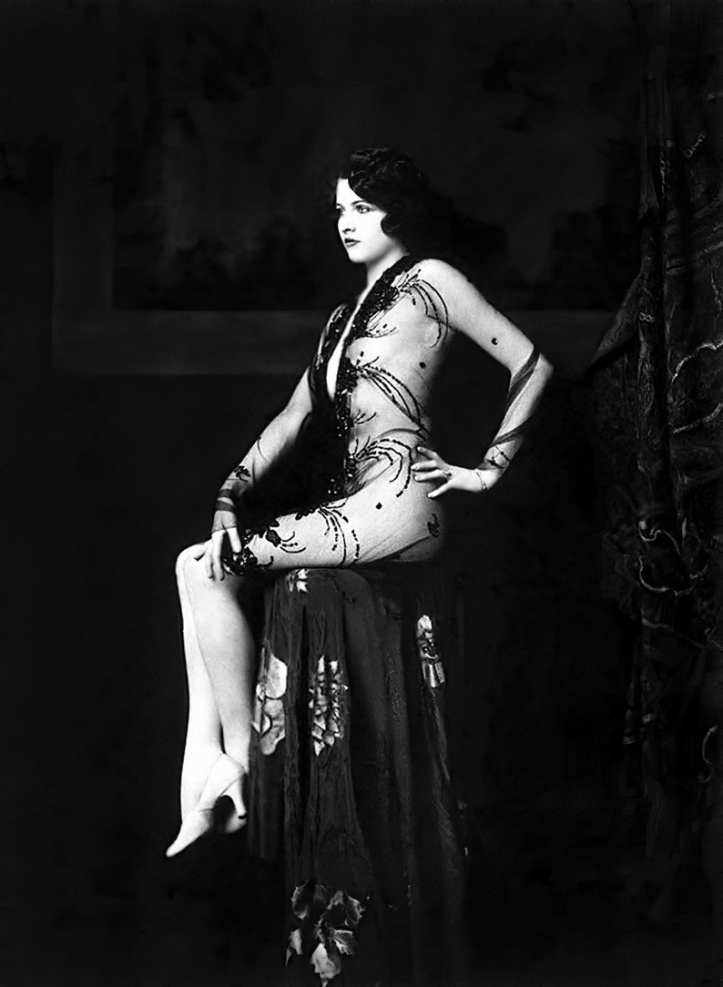 1920's Era Ziegfeld Follies Star Jean Ackerman-Black and White-Multiple Sizes-[730-726]  Classic Sexy Hollywood Glamour 